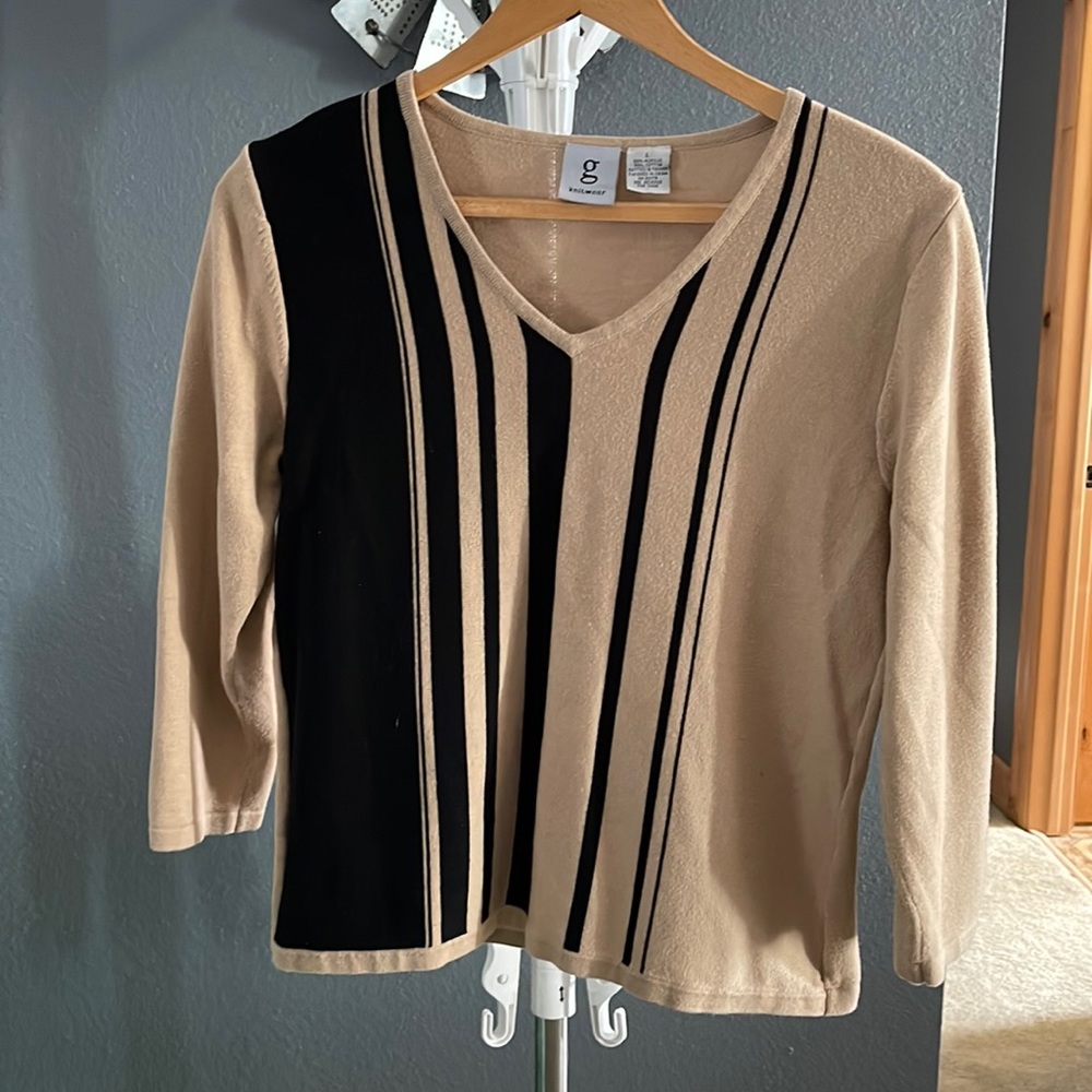 Tan/Black Sweater
